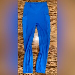 Lululemon All the Right Places High-
Rise Crop